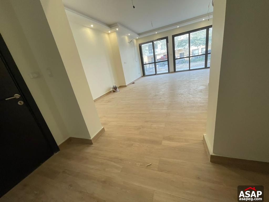 Apartment with Garden for Rent in Eastown Apartment with Garden for Rent in Eastown