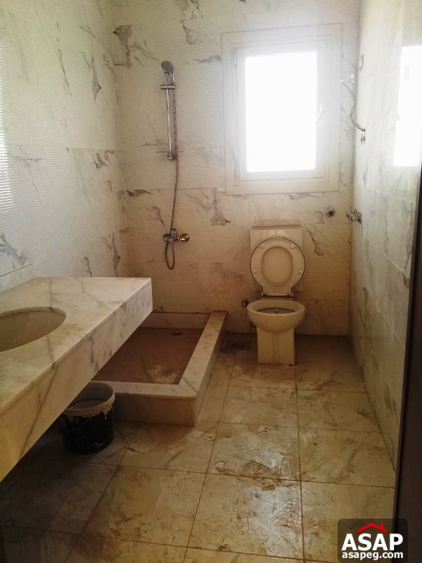 Apartment for Sale in West Golf Apartment for Sale in West Golf