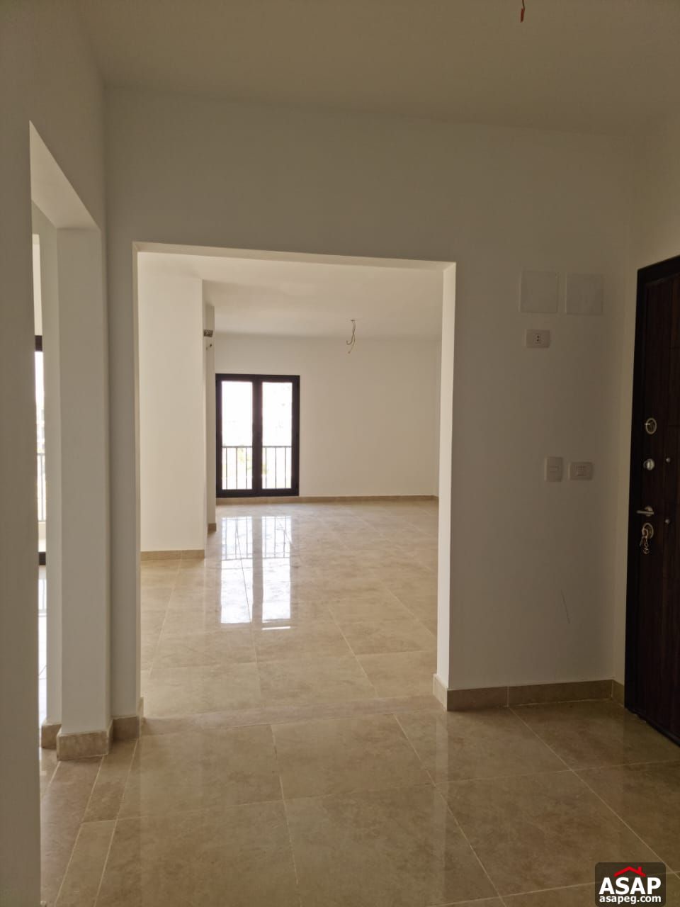 Apartment for Rent in Fifth Square Apartment for Rent in Fifth Square