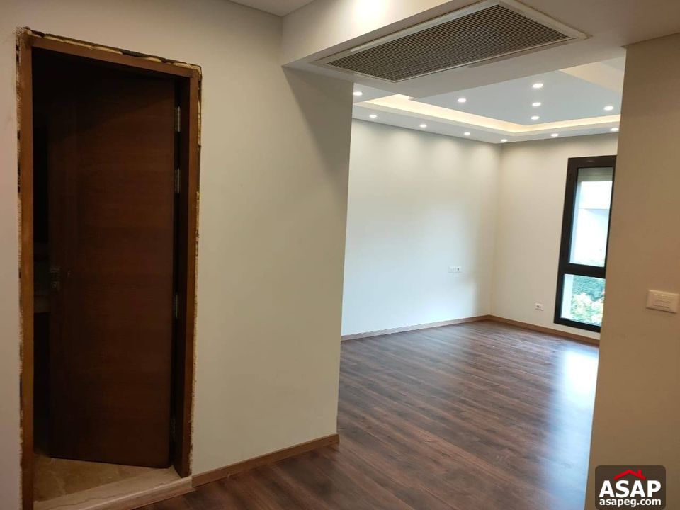 Ground Floor 263m for Rent in Eastown Compound