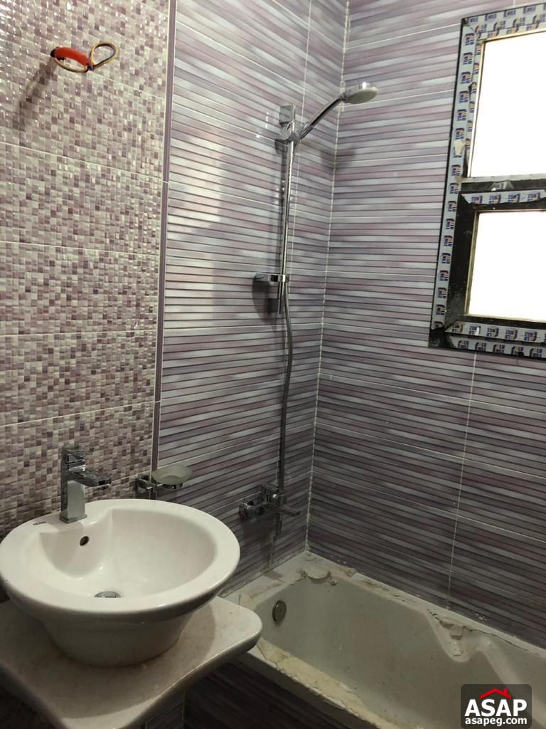 Semi Furnished Apartment for Rent in Eastown Semi Furnished Apartment for Rent in Eastown