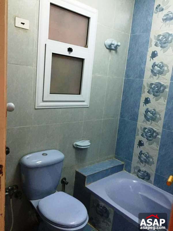 Furnished Apartment with Garden in October Furnished Apartment with Garden in October