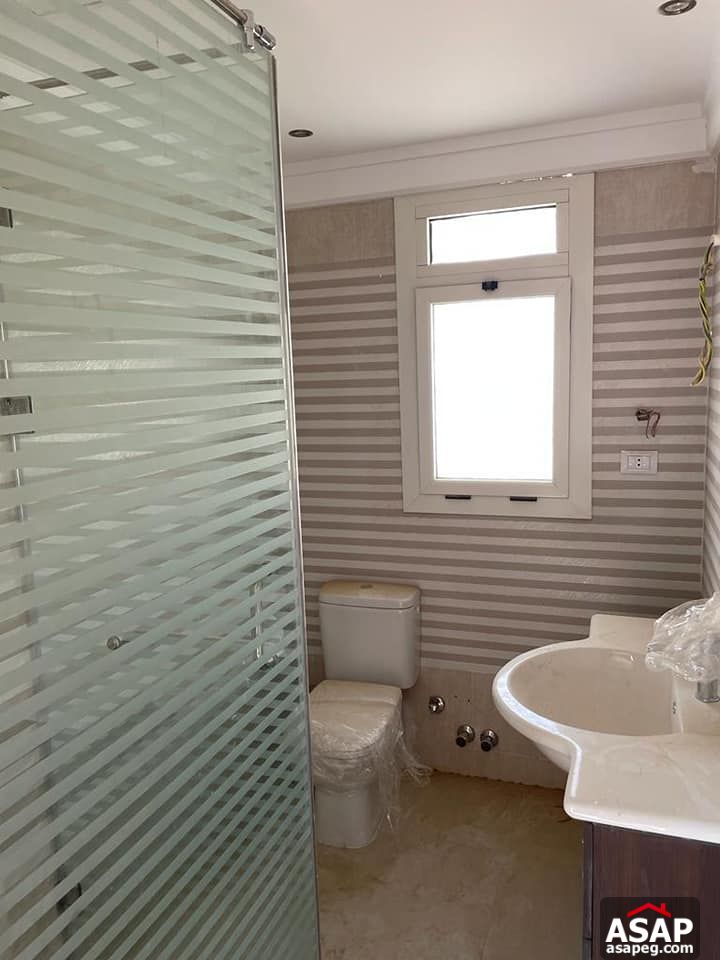 Villa for Rent in Mivida Emaar