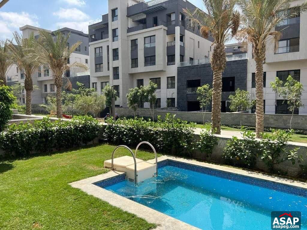 Apartment with Private Pool for Rent in Trio Gardens Apartment with Private Pool for Rent in Trio Gardens