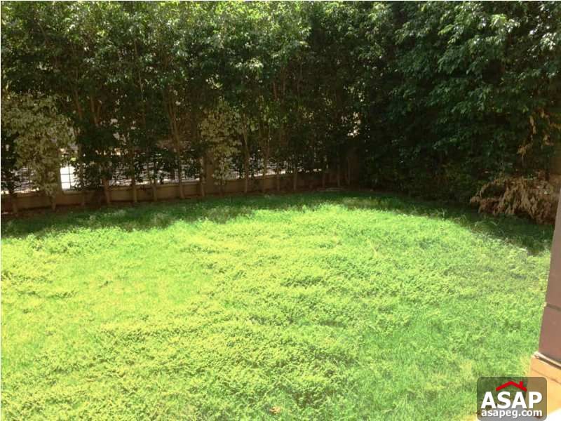 Apartment with Garden in Village Gate for Rent Apartment with Garden in Village Gate for Rent