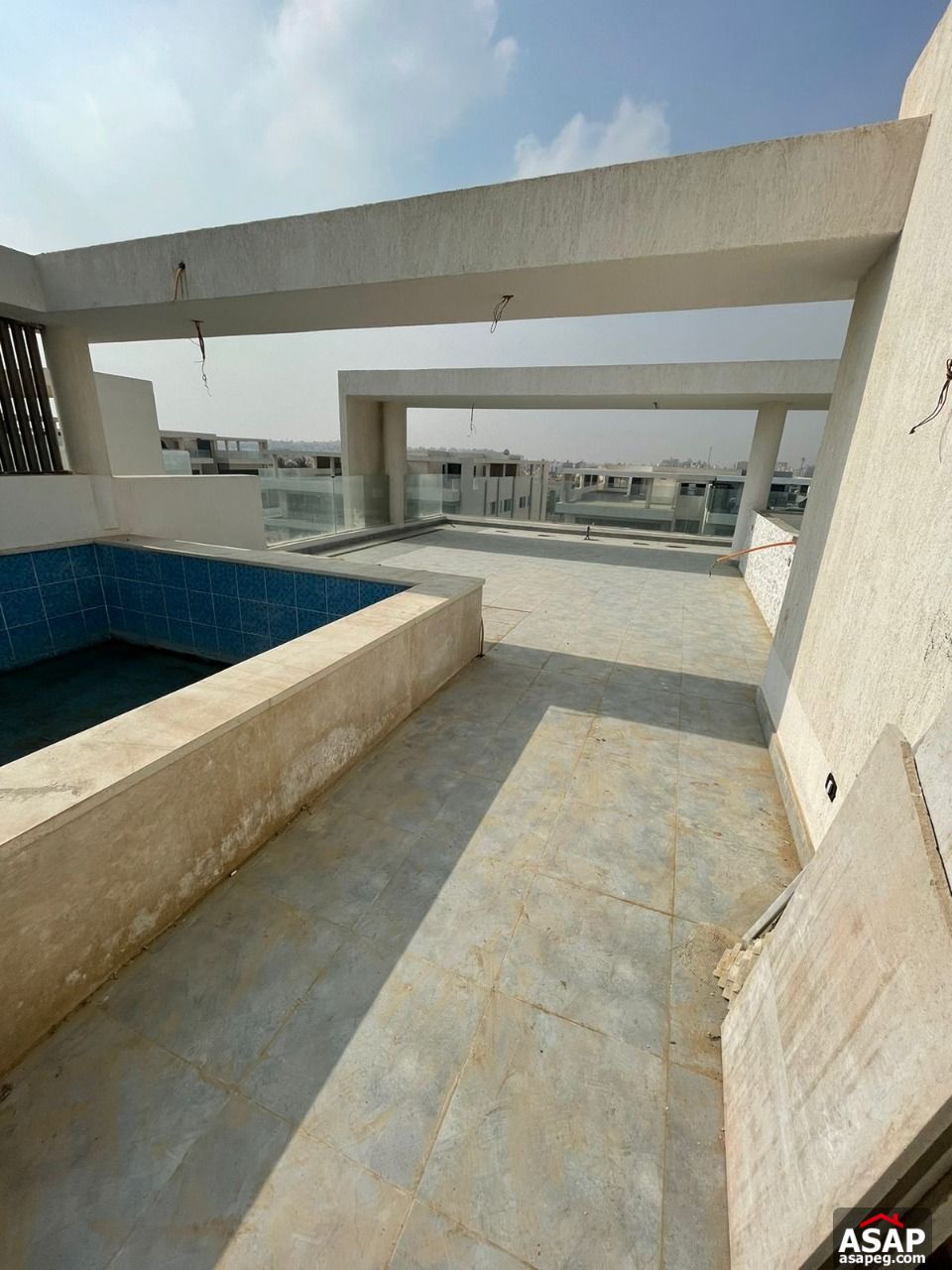 Penthouse with Private Pool for Rent in Lake View Residence Penthouse with Private Pool for Rent in Lake View Residence