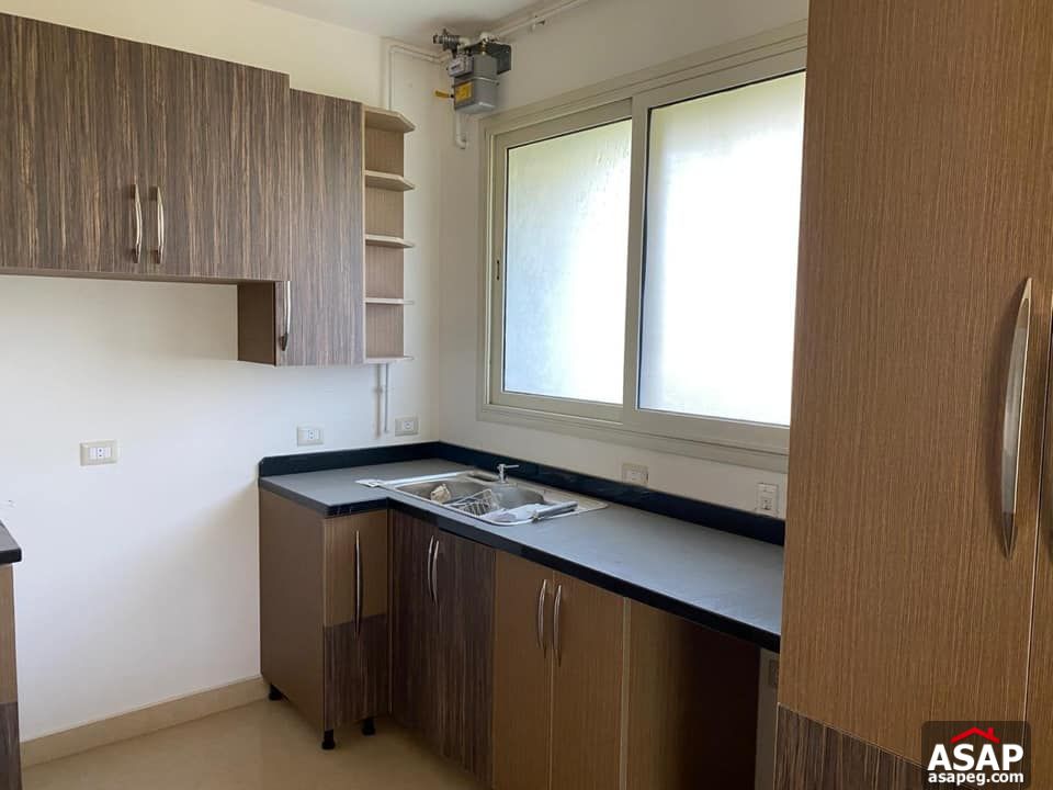 Apartment for Rent in Park View Compound