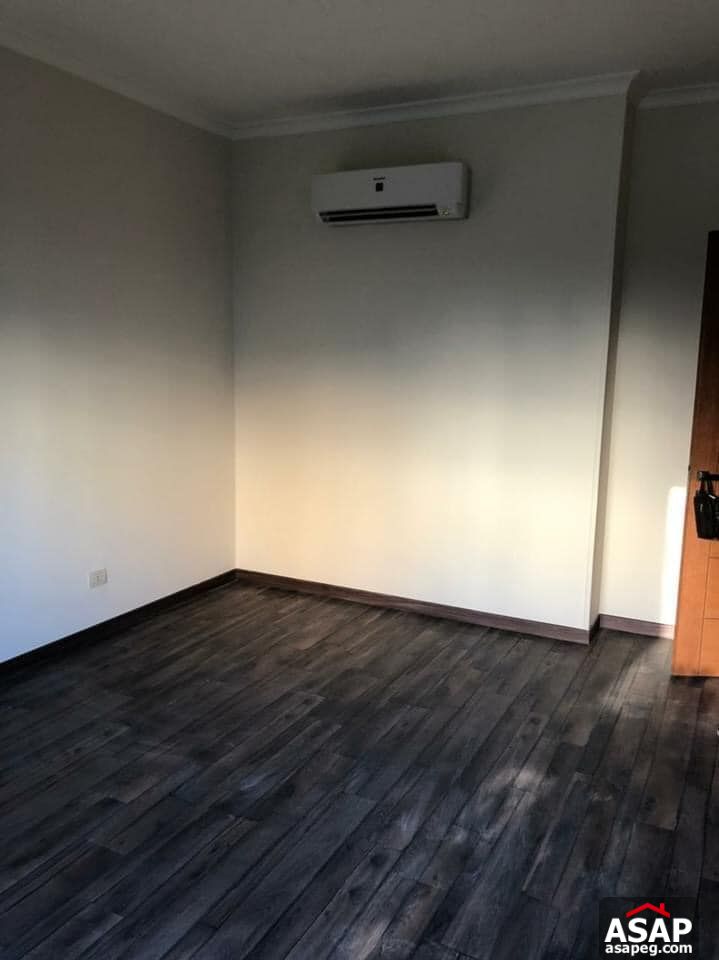 Flat for Rent in Eastown Sodic