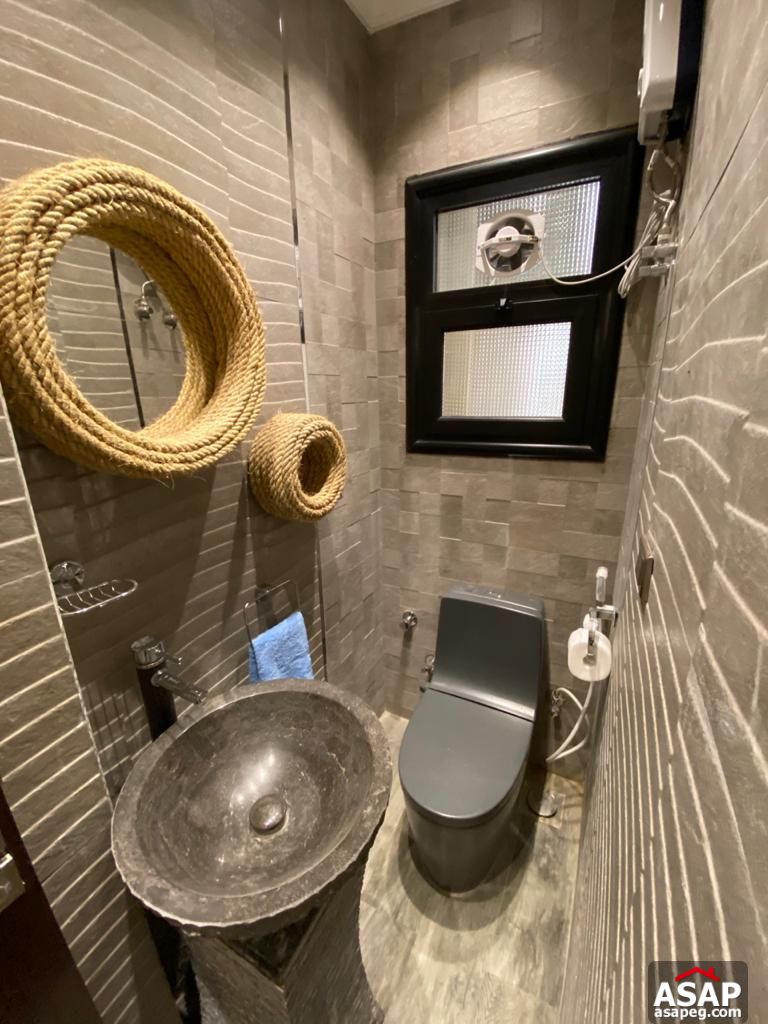 Ground Floor for Rent in Midtown