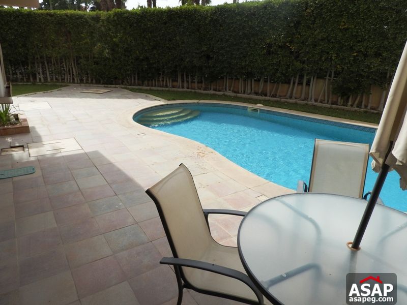 Apartment with Private Garden in Katameya Heights