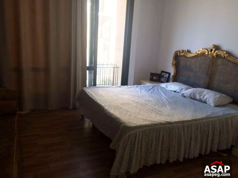 Furnished Villa with Balcony in October for Rent Furnished Villa with Balcony in October for Rent