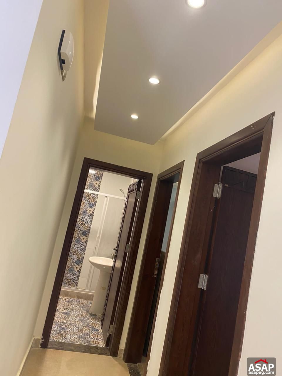 Apartment for Rent in the Square