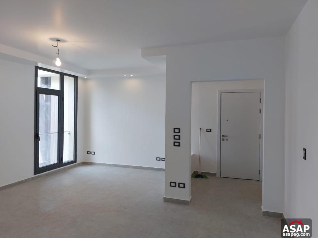 Apartment in Eastown Compound for Rent Apartment in Eastown Compound for Rent