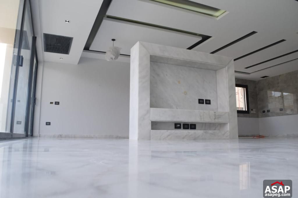 Semi Furnished Apartment for Rent in Lake View Residence Semi Furnished Apartment for Rent in Lake View Residence