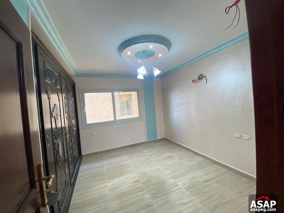 Apartment for Rent in the Square