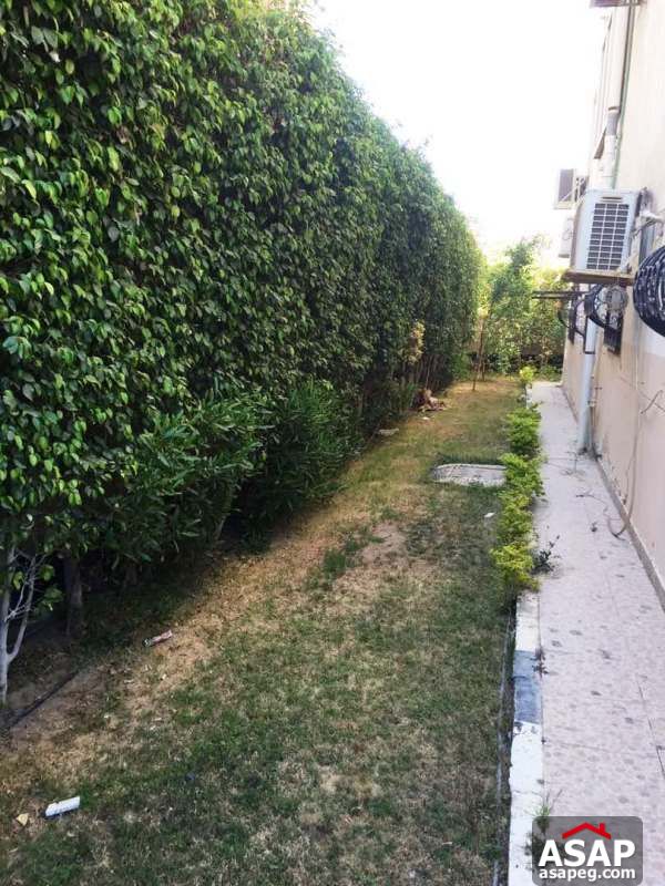 Furnished Apartment with Garden in October Furnished Apartment with Garden in October