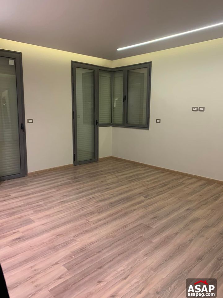 Rent Semi Furnished Apartment in New Cairo