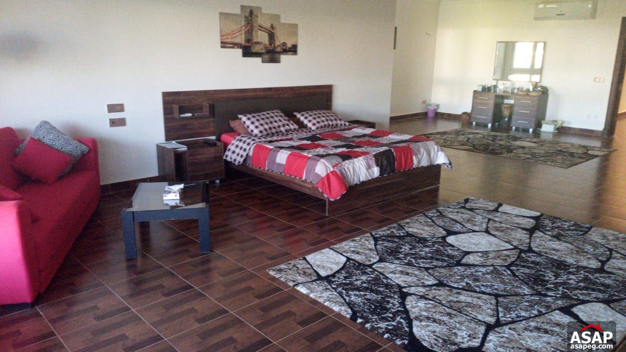 Villa with Swimming Pool for Rent in El Rabwa Compound