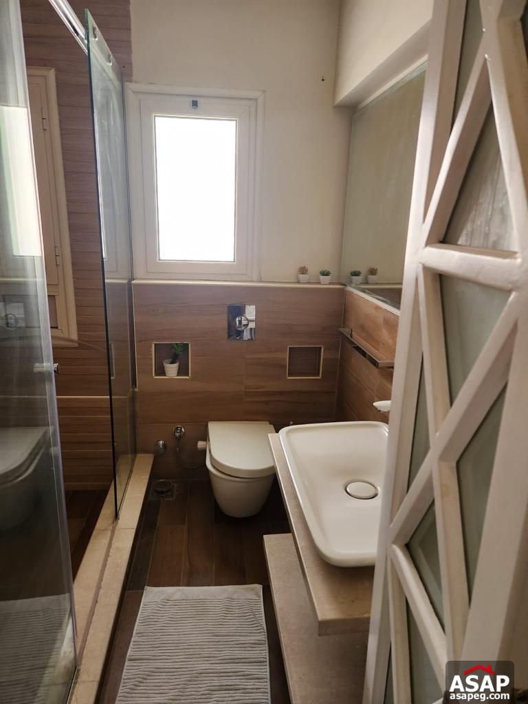 Finished Penthouse for Sale in Mountain View Executive Finished Penthouse for Sale in Mountain View Executive