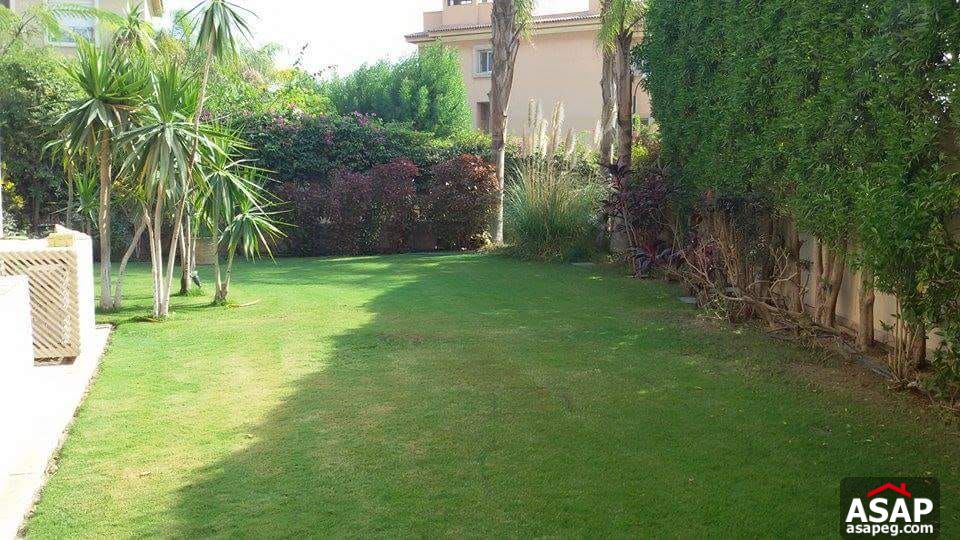 Apartment with Big Garden in Katameya Heights