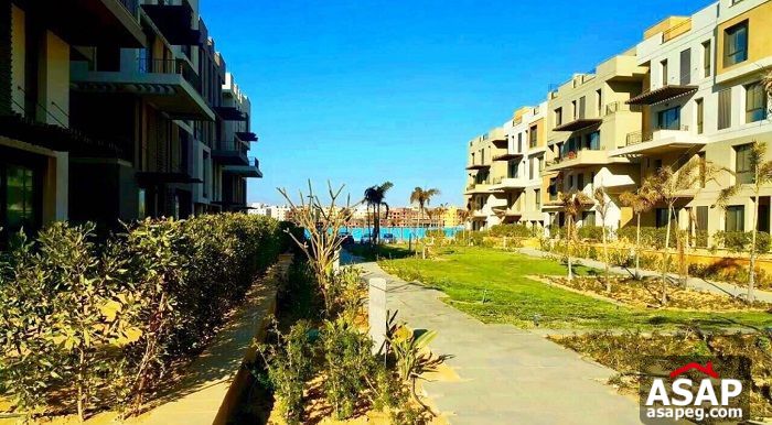 Duplex for sale at Eastown ready to move