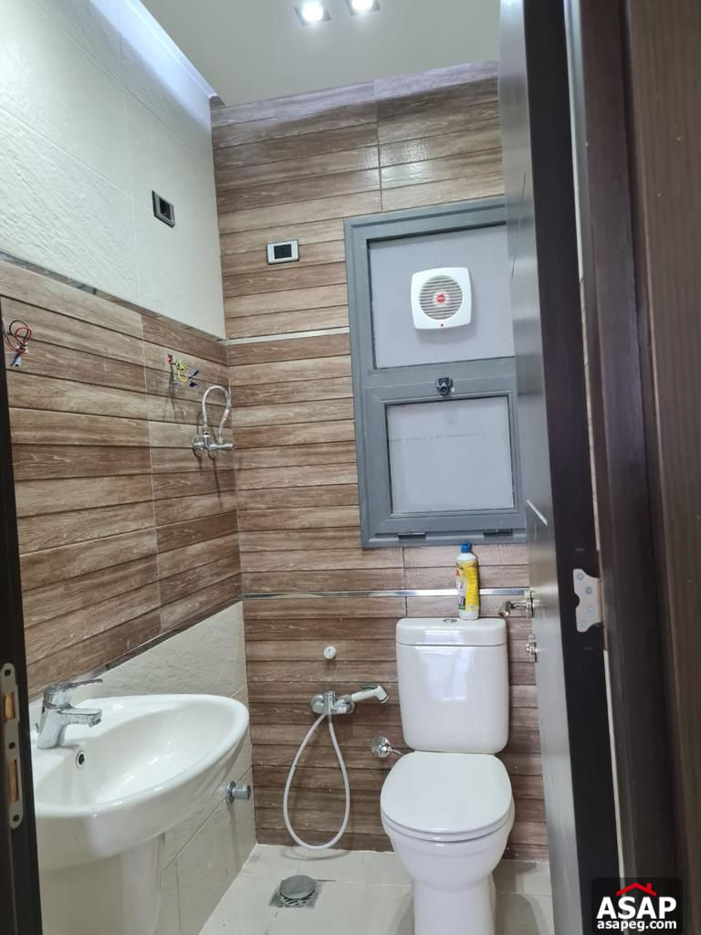 Semi Furnished Apartment for Rent in Eastown