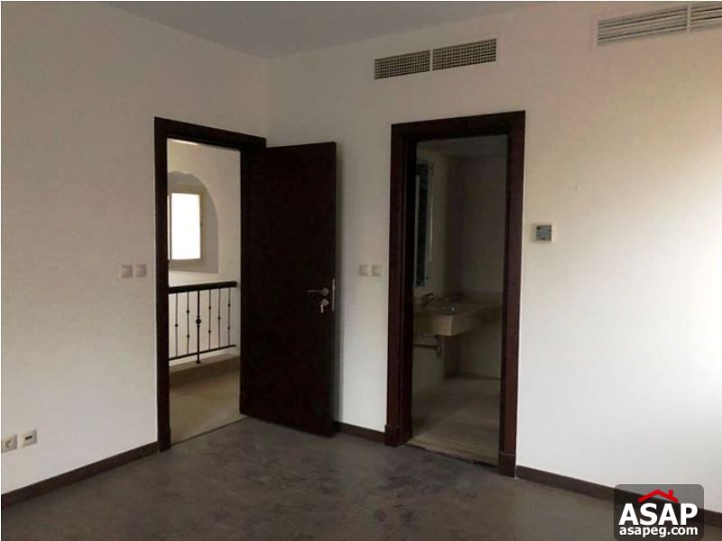 Stand Alone with Garden for Rent in Mivida