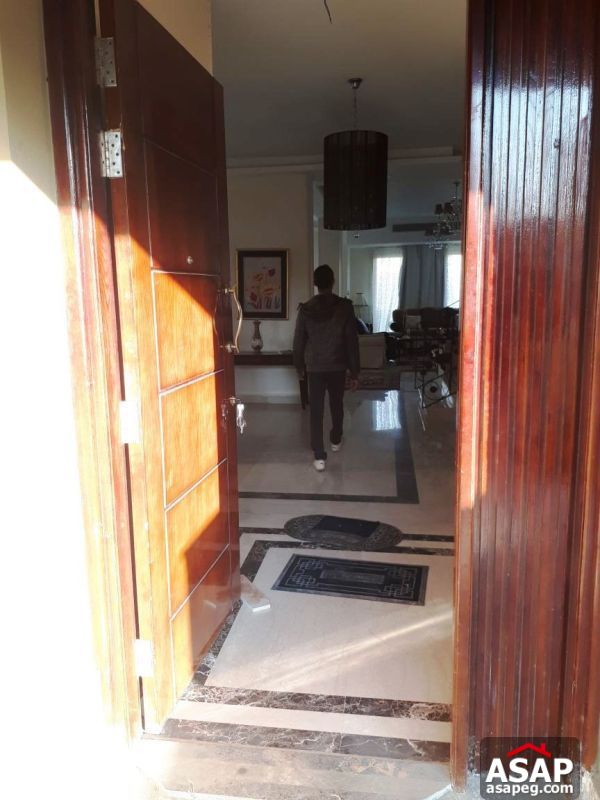 Villa for Rent in Sheikh Zayed