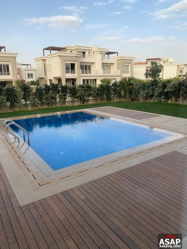 Twin House with Pool in Cairo Festival City