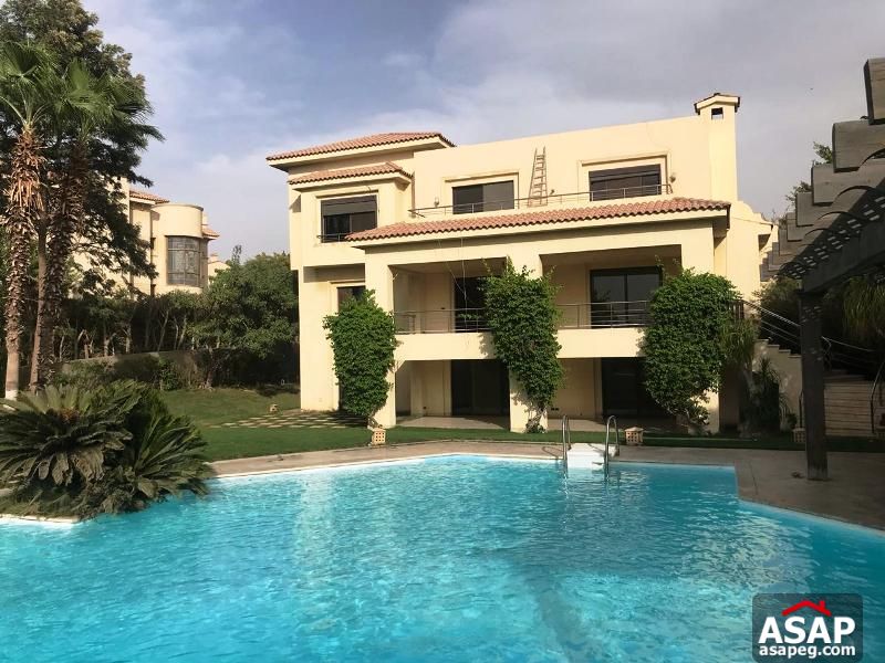 Villa with Pool for Rent in Arabella Villa with Pool for Rent in Arabella