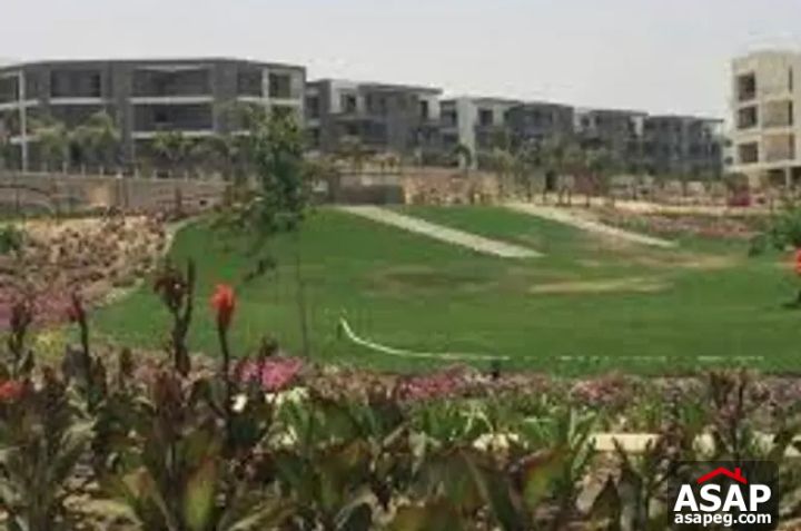 Town House for Sale in Tag Sultan Town House for Sale in Tag Sultan