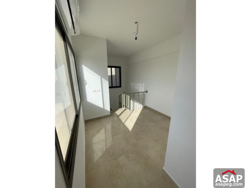 Penthouse for Sale in Fifth Square Penthouse for Sale in Fifth Square