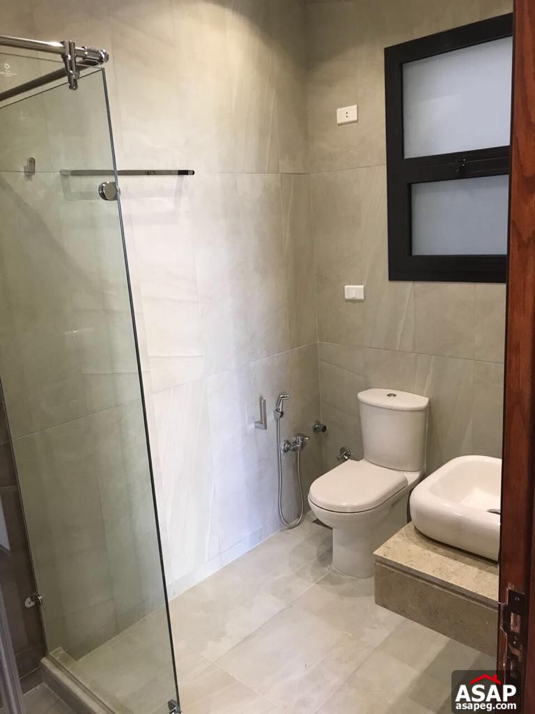 Apartment in Eastown Sodic