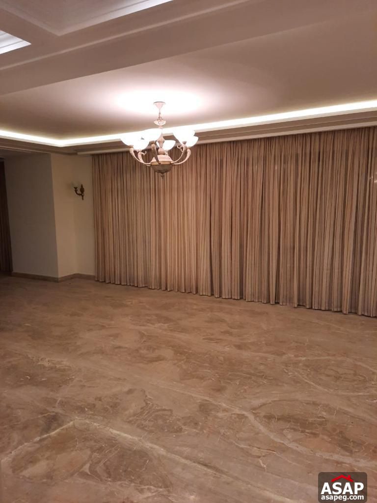 Duplex with Garden for Rent in Eastown Sodic