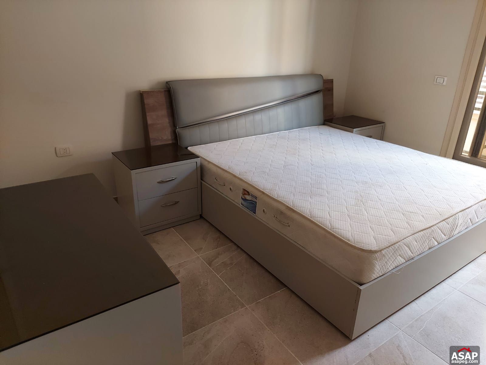 Twin House for Sale in La Vista Bay Twin House for Sale in La Vista Bay