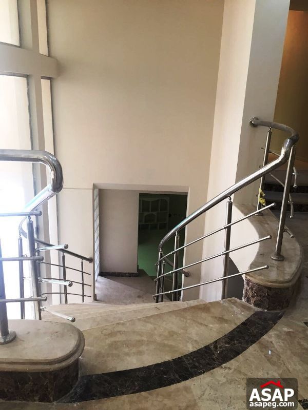 Duplex with Pool for Rent in West Golf