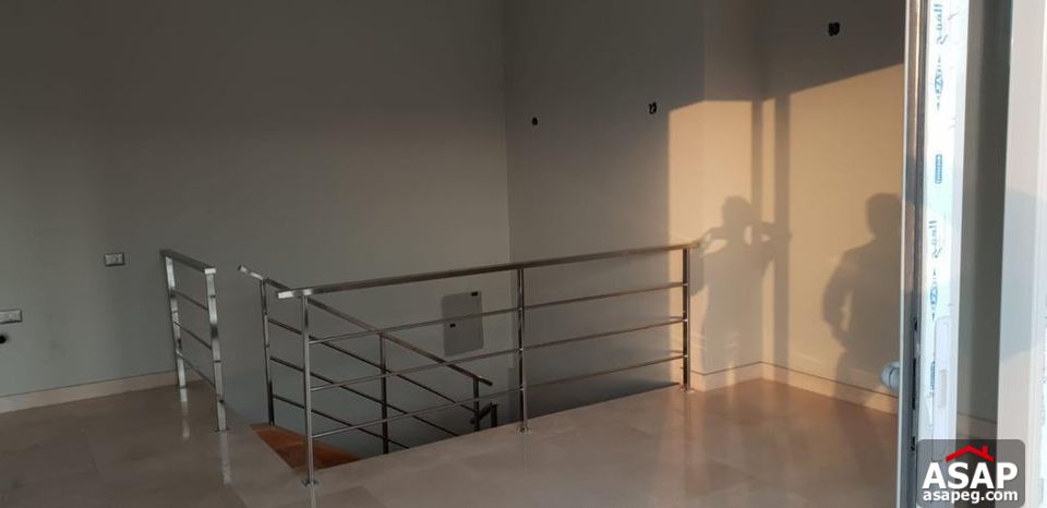 Penthouse for Rent in Village Gate Compound