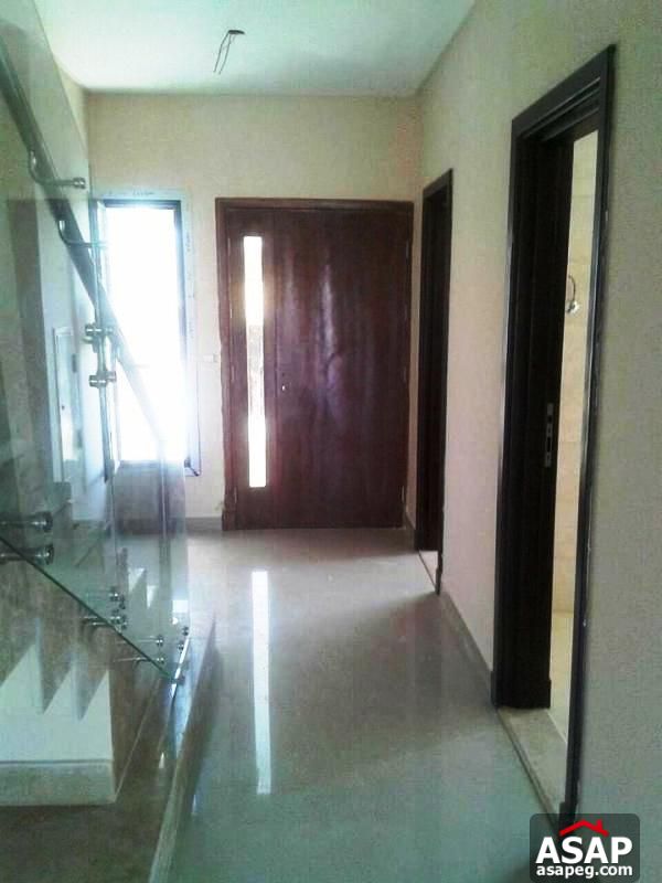 Penthouse for Sale in Hyde Park - New Cairo