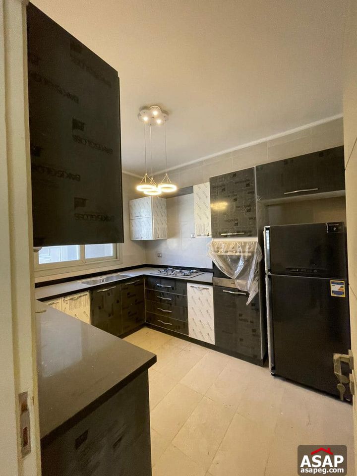 Duplex for Rent in Village Gate