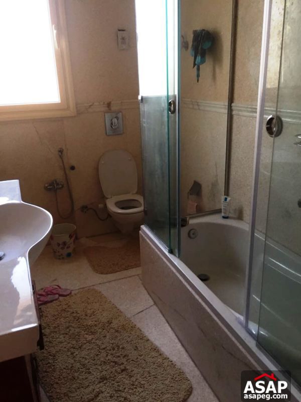 Stand Alone with Pool for Rent in the Villa