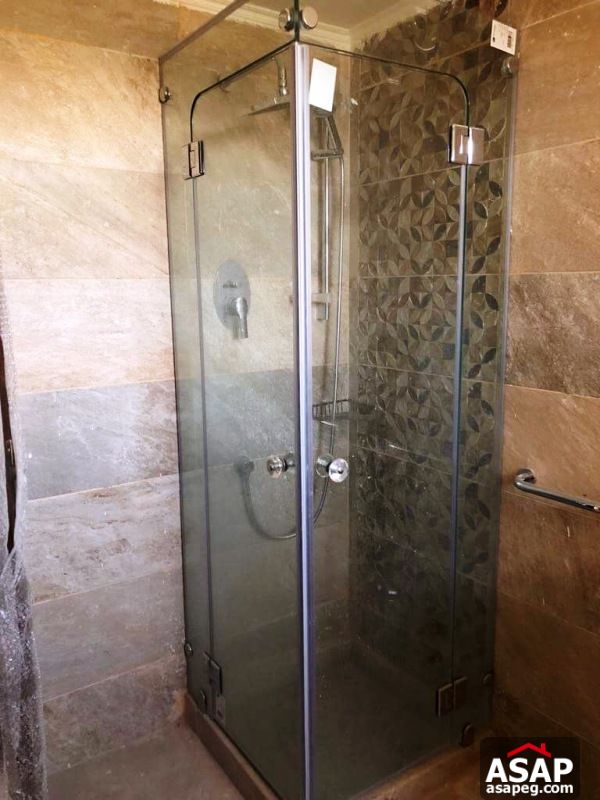 VIlla with Pool for Rent in Bellagio VIlla with Pool for Rent in Bellagio