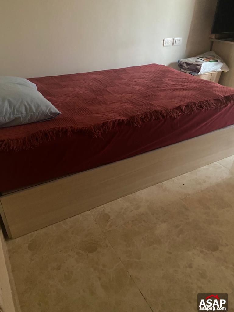 Semi Furnished Apartment for Rent in Eastown Semi Furnished Apartment for Rent in Eastown