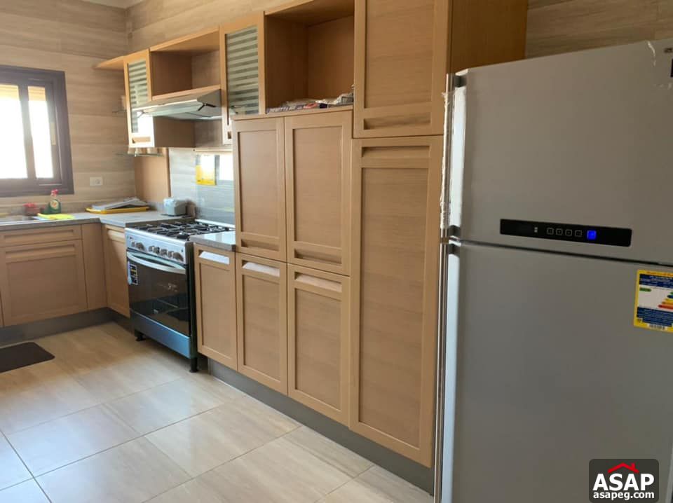 Apartment for Rent in Courtyard Compound Apartment for Rent in Courtyard Compound