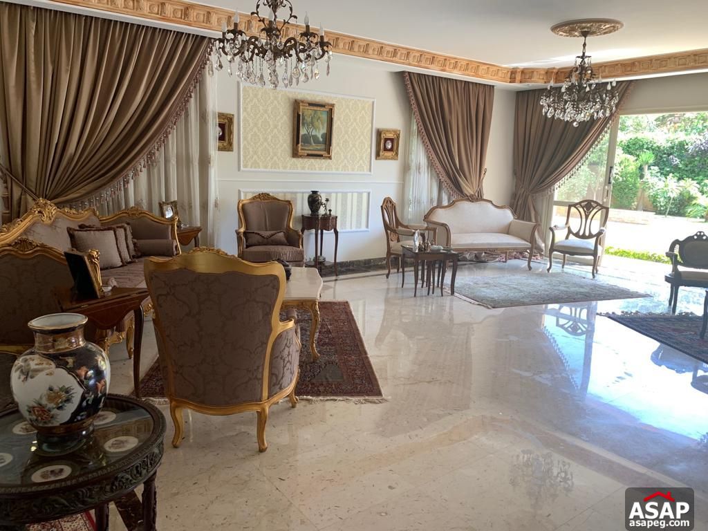 Stand Alone Villa with Swimming Pool in Bellagio