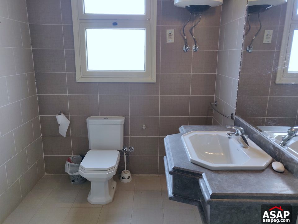 Twin House for Rent in the Villa Compound