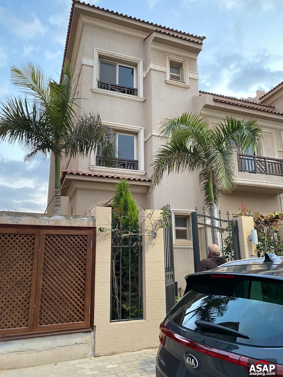 Twin House with Swimming Pool for Rent in Katameya Dunes