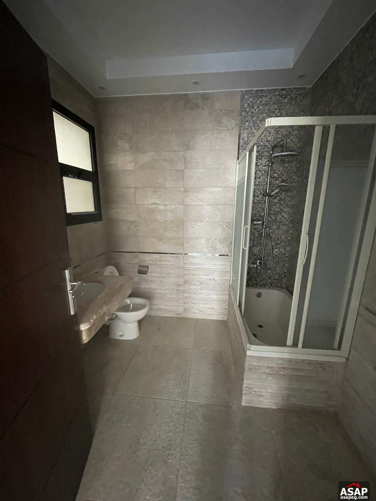 Apartment for Rent in Eastown Compound