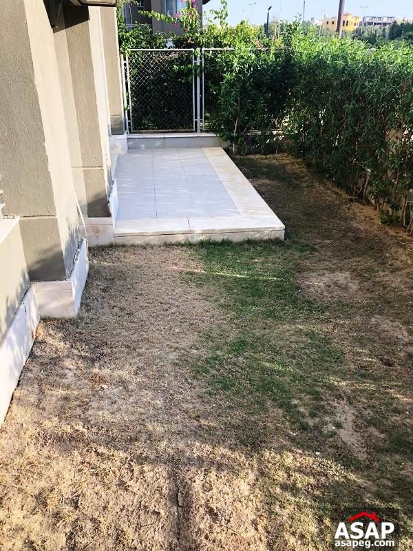 Duplex with Garden in Village Gate Compound