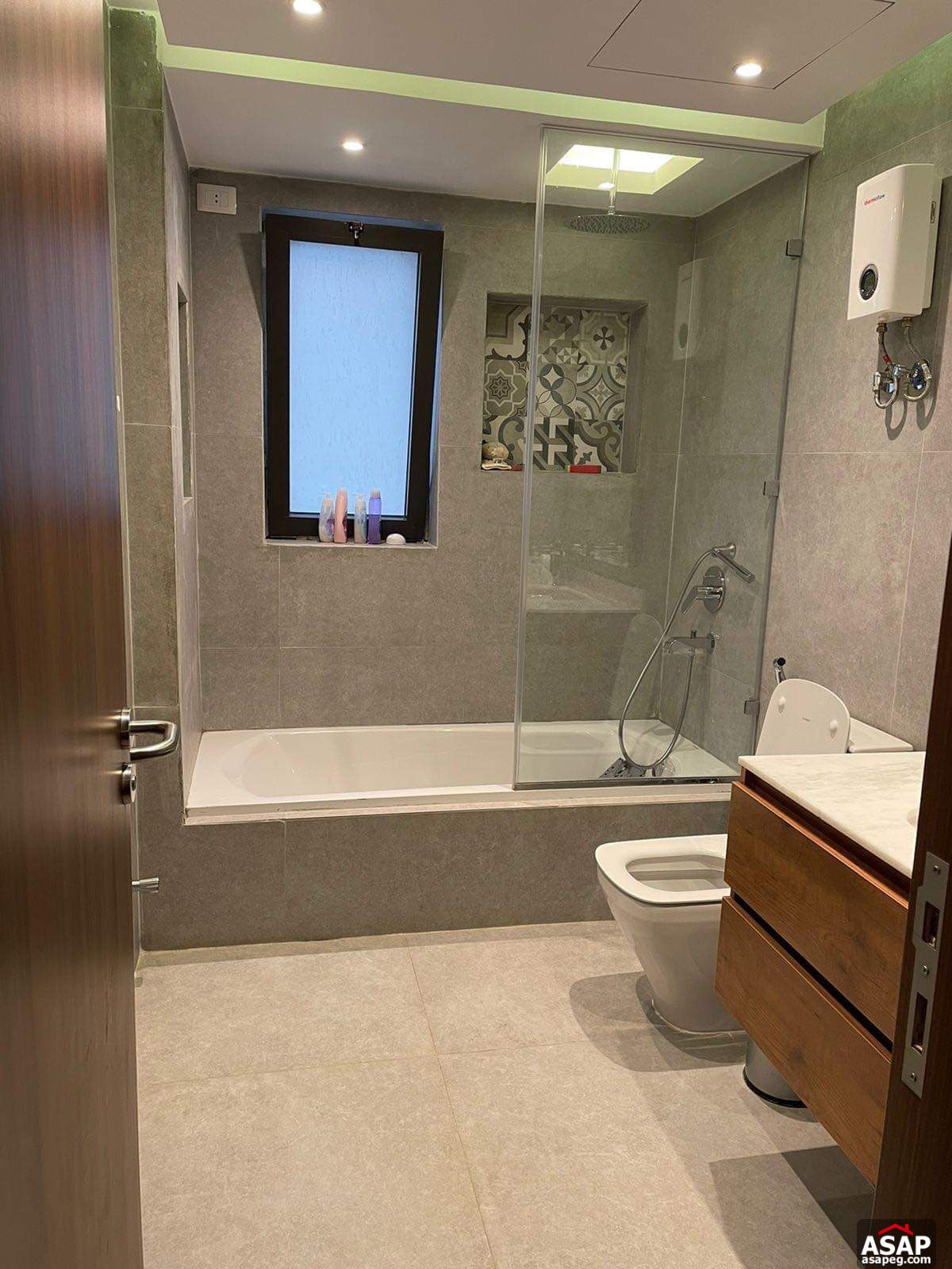 Amazing Apartment for Sale in Lake View Residence