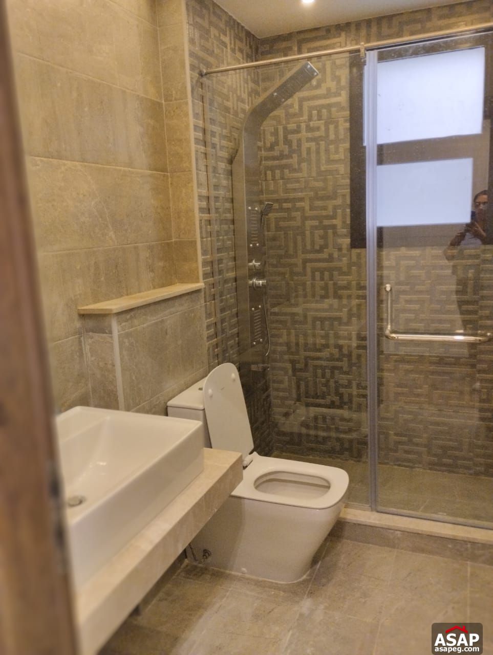 For Rent Apartment in Eastown Compound For Rent Apartment in Eastown Compound